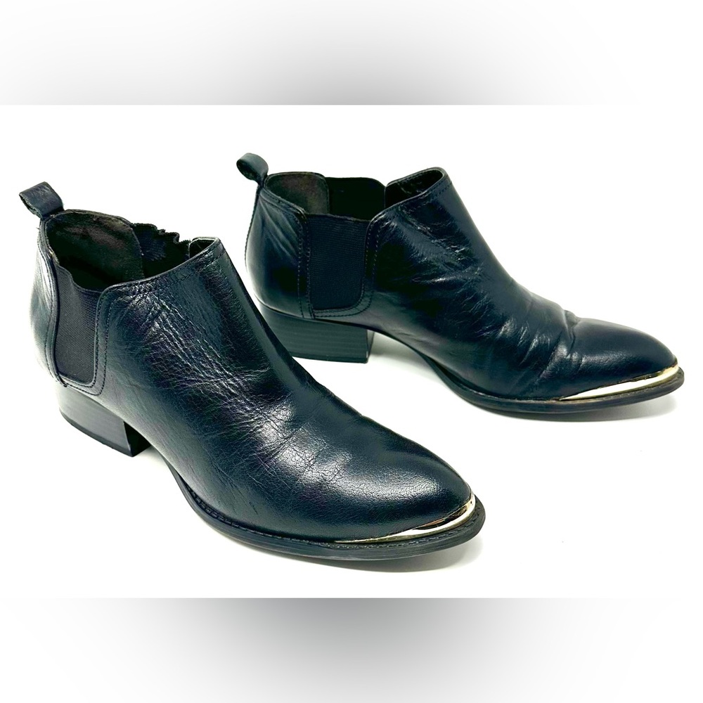Enzo Angiolini Black Leather Chukka Boots with Metallic Toe Trim
